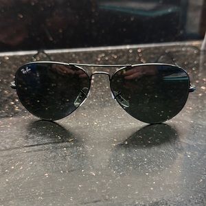 Ray-Ban Aviator Total Black